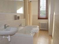Bratislava - Apartment bathroom