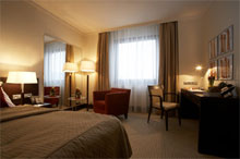 crowne plaza bratislava