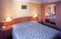 Forum hotel room